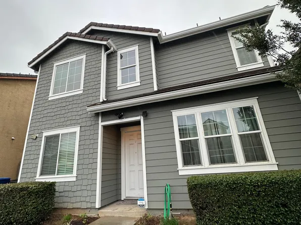 4433 W Artemisa Dr, Fresno, CA 93722