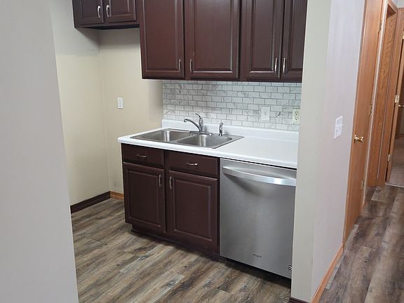 3rd image of 2315 S 8th St APT 2