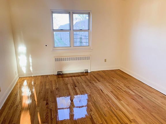 4th image of 138-22 Jewel Ave