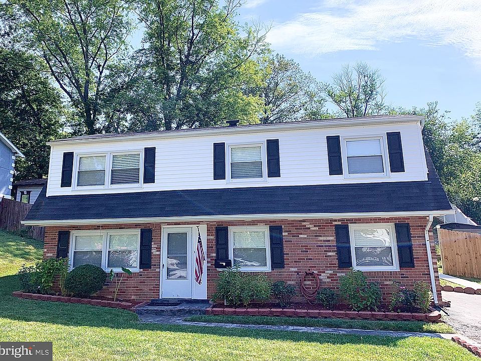1st image of 13815 Greenwood Dr