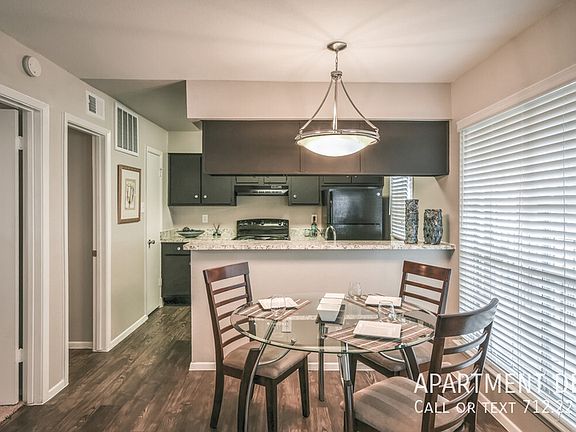 4th image of 36 Seaspray Ct #1804