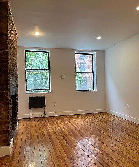 15 Stanton St #1B — Photo 7