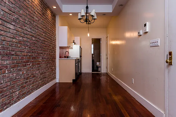 Rented by Nooklyn NYC LLC | media 11