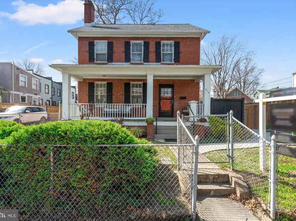 414 N West St, Alexandria, VA 22314