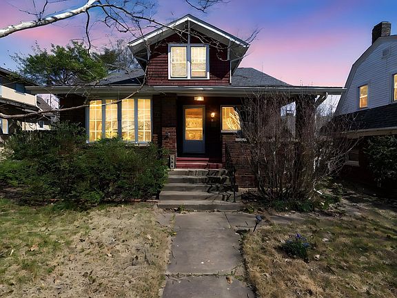 3rd image of 306 Sylvia St
