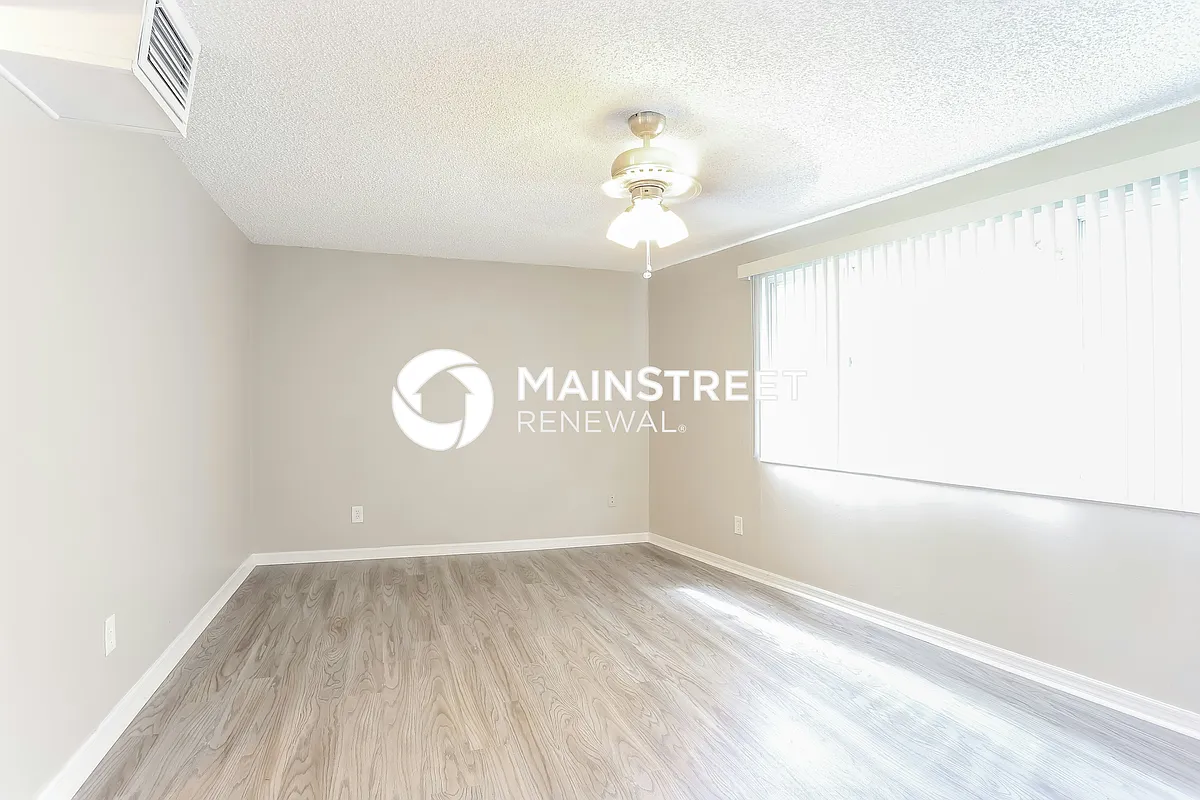 Living Room - 5561 90th Ave