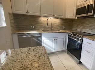 417 Mansfield Dr #21, Boca Raton, FL 33434