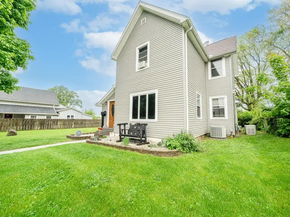 325 E Marshall St, Marion, IN 46952