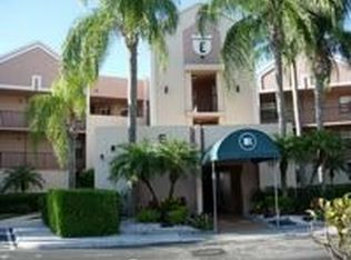 7333 Fairfax Dr, Tamarac, FL 33321