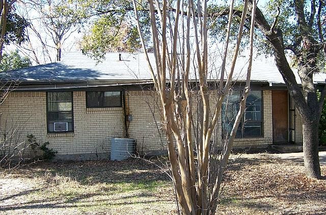 2nd image of 12112 Brisbane Ave