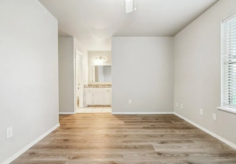 12225 SW 14th St — Photo 10