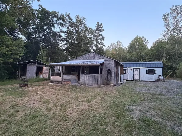 170 Bays Bend Rd, Scottsville, KY 42164