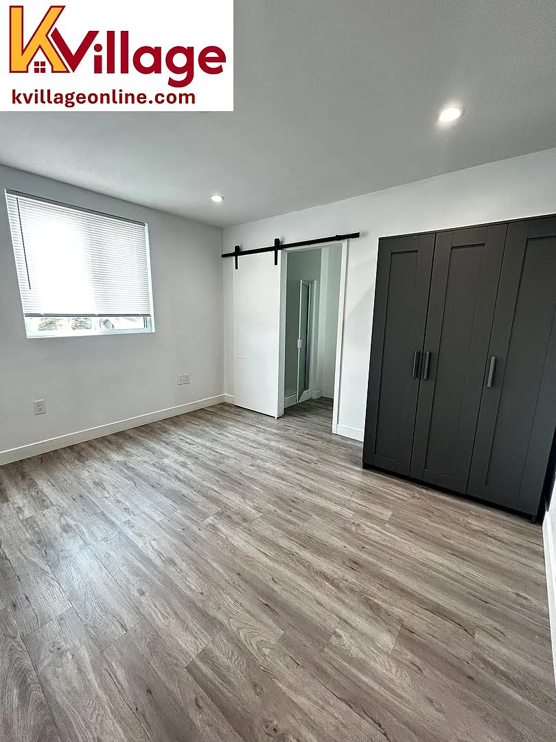 Fully Furnished, Private Room w/ Private Bath Co-Living, Just Minutes from USC! — Photo 3