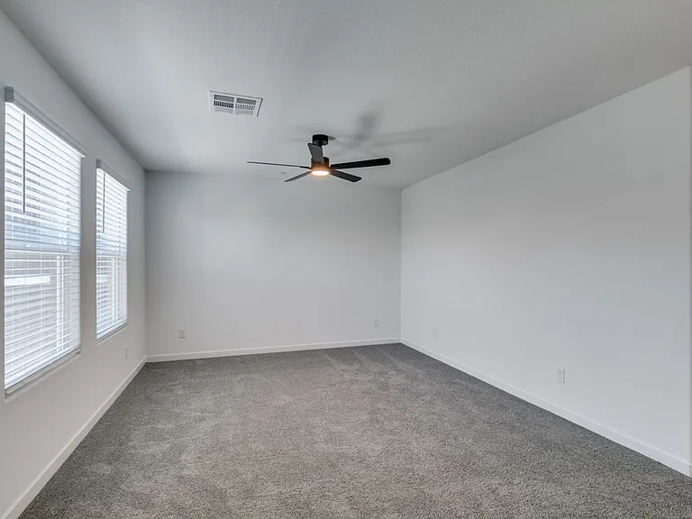 9849 Hidden Pass Ave — Photo 36