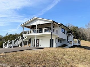 329 Leamar Dr, Sevierville, TN 37876