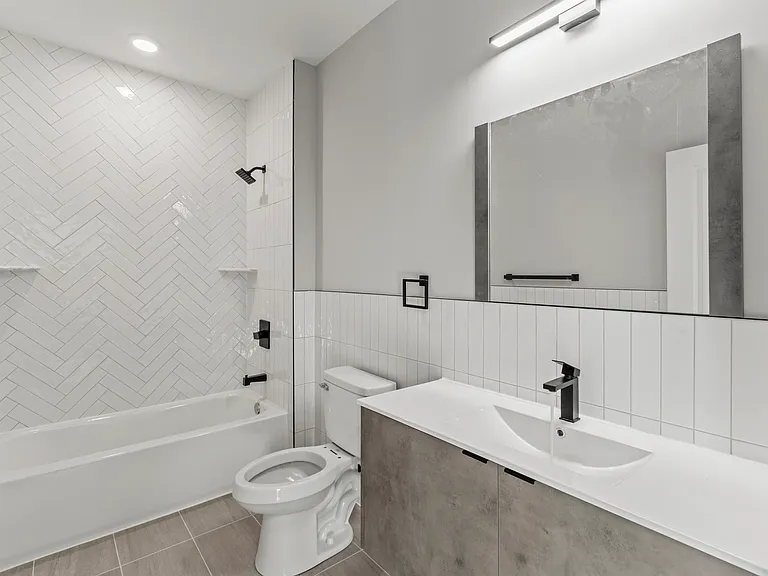 2614 Trenton Ave #204 — Photo 17