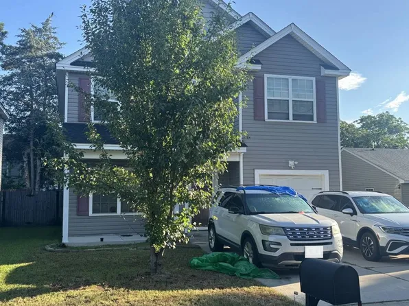 2415 Vincent St, Chesapeake, VA 23324