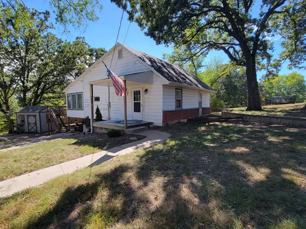 3239 Frog Hollow Rd, Jefferson City, MO 65109