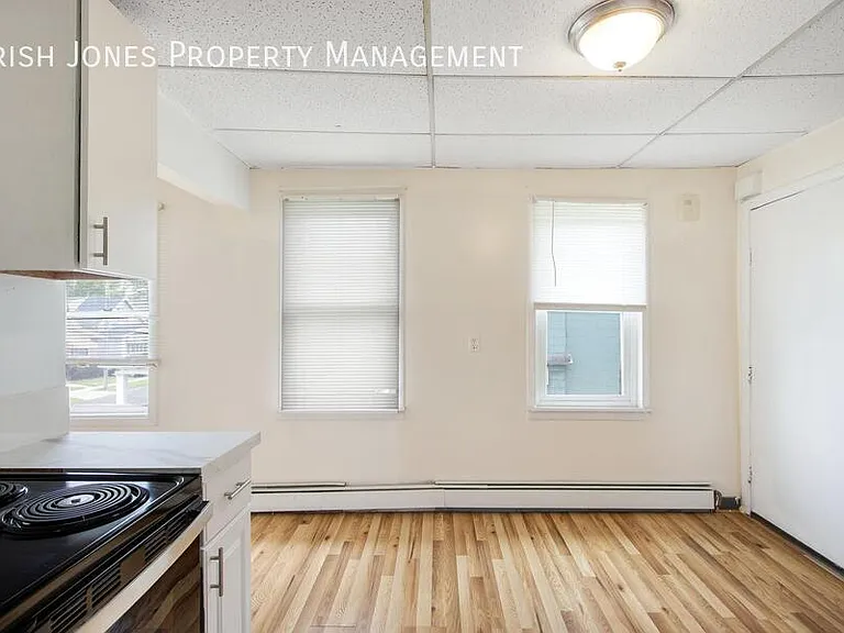 160 Courtland Ave #2 — Photo 8