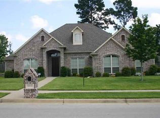 912 Cambridge Bnd, Tyler, TX 75703