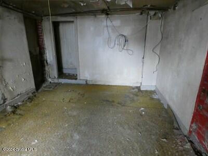 3rd image of 17-19 School Street