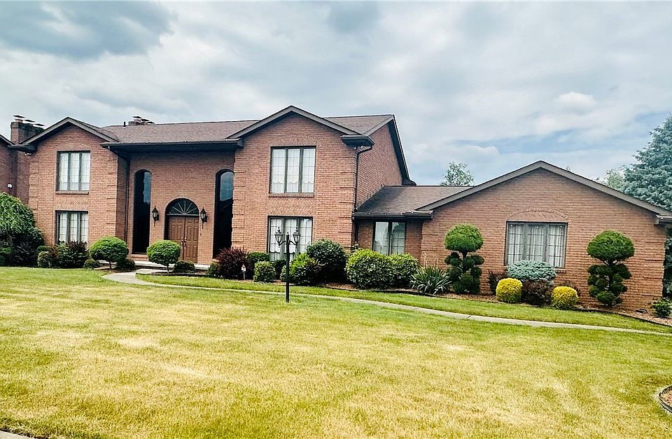 1st image of 228 Vista Dr