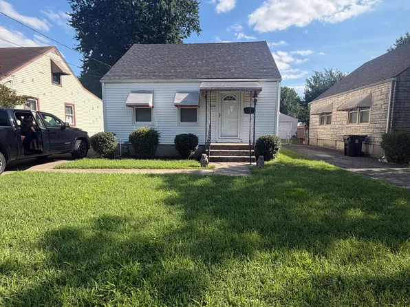 1104 Hathaway Ave, Louisville, KY 40215