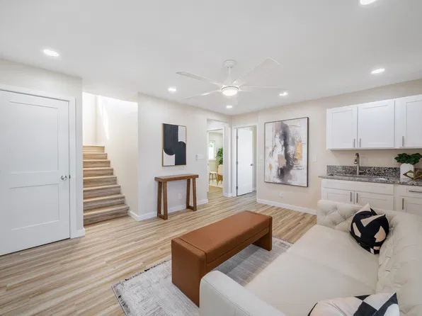 1091 Alahaki St, Kailua, HI 96734