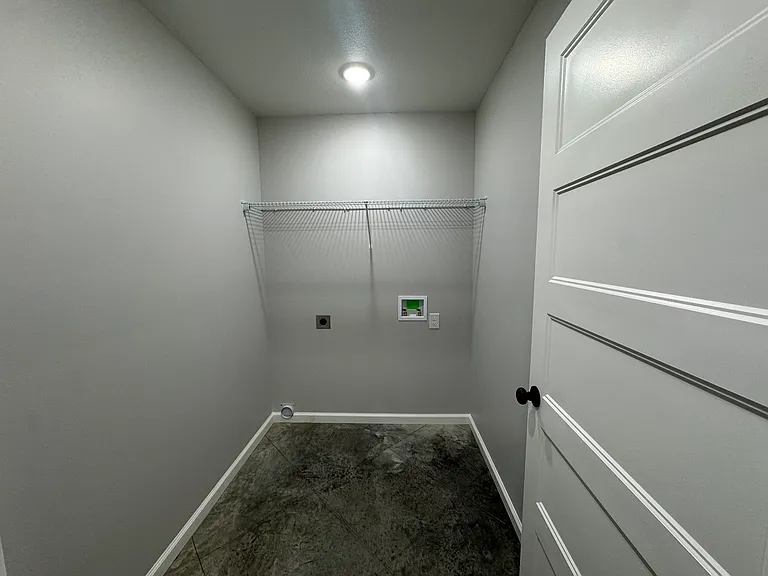 2408 Rector Rd — Photo 7
