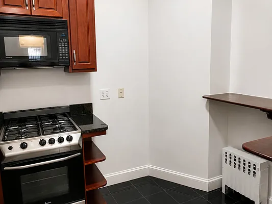 Kitchen, photo 2