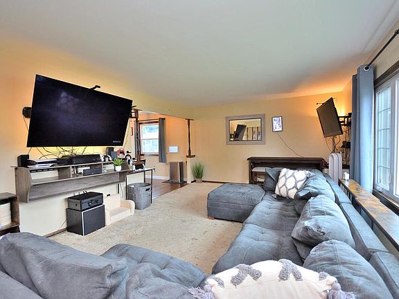 3rd image of 4271 S 89th STREET