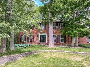 11009 Greenock Ct, Douglass Hills, KY 40243
