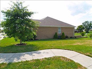 3rd image of 100 Battlefield Cir #B