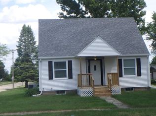 502 Jefferson St, Dysart, IA 52224