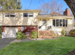20 Van Orden Ave, Suffern, NY 10901