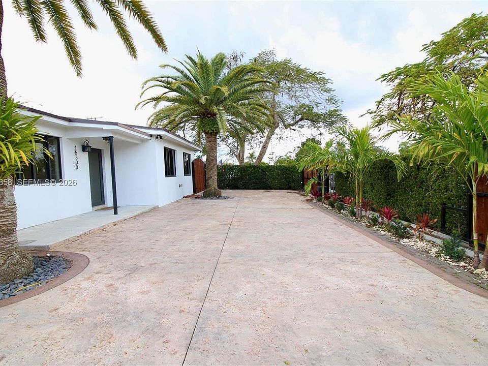 1st image of 15300 SW 299th St