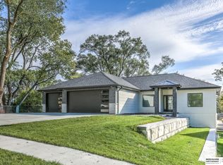 5841 S 48th Ave, Omaha, NE 68117