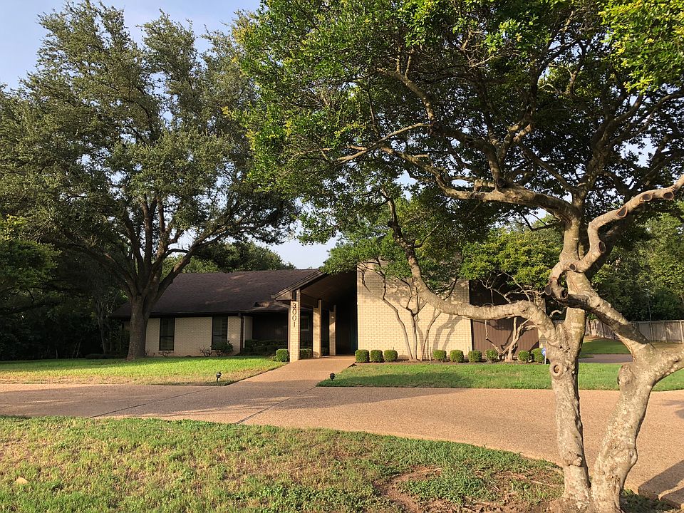 1st image of 3001 Wooded Acres Dr