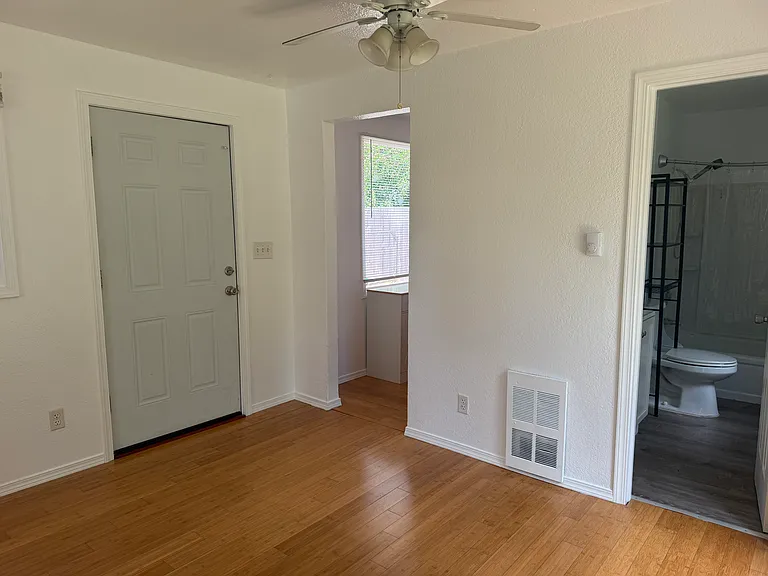 1217 S Durango St — Photo 6