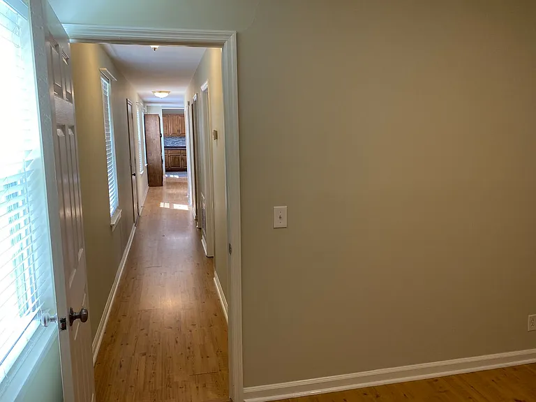 748 Meadowlark Dr — Photo 10