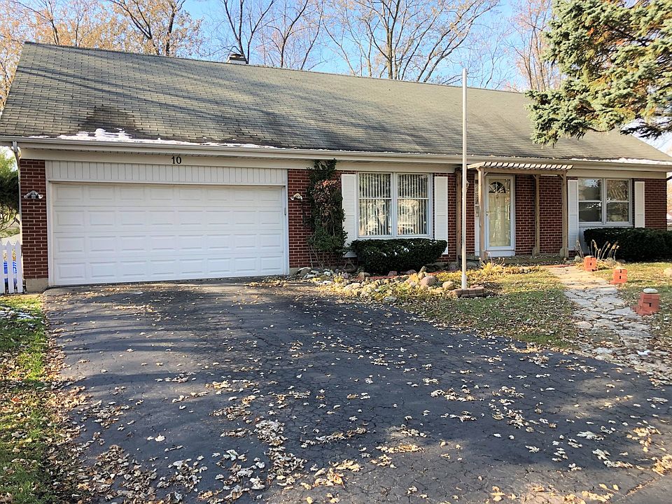 1st image of 10 Dorchester Ct
