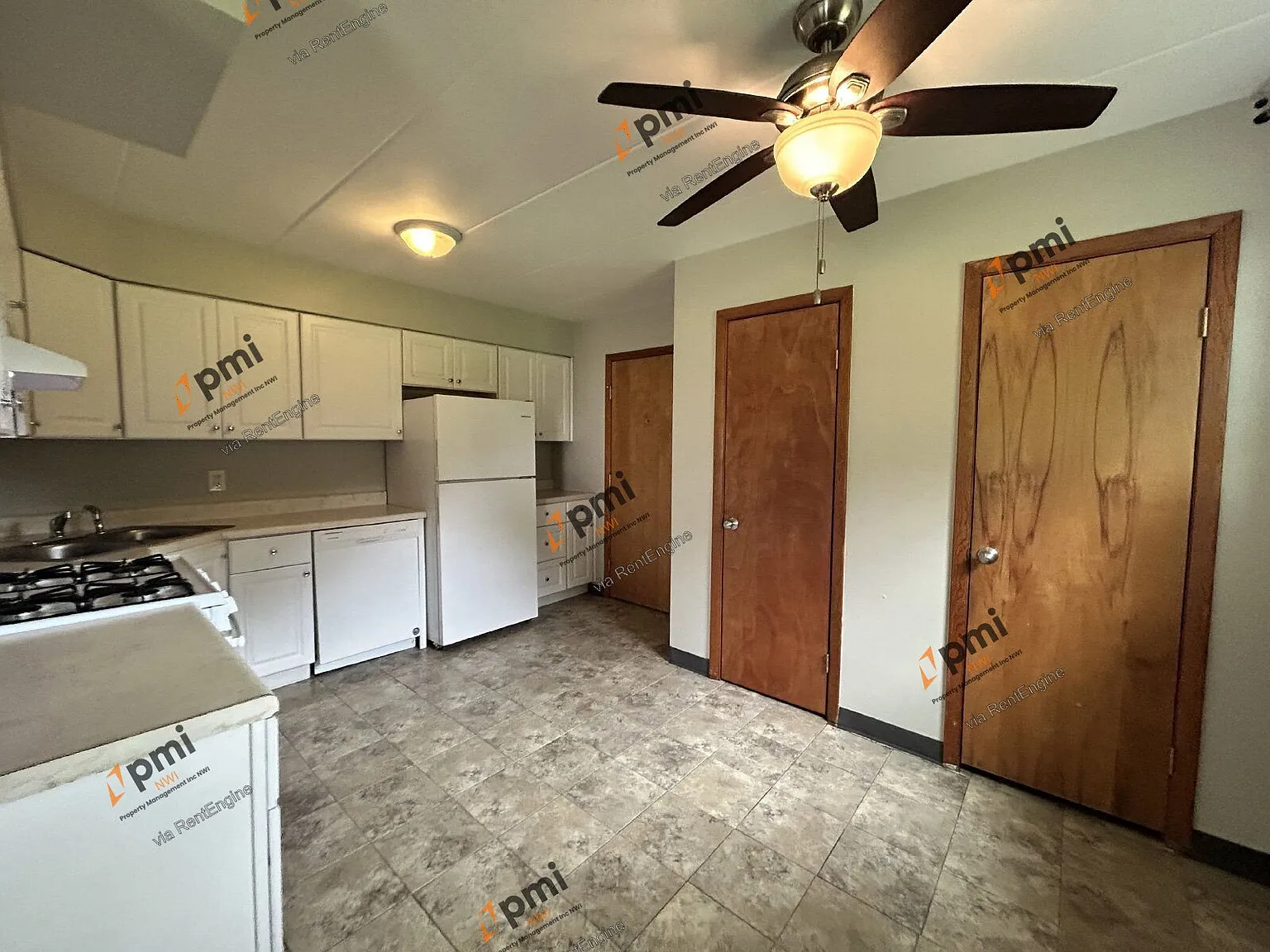 1 bed, 1.0 bath, 700 sqft, $850 — Photo 1