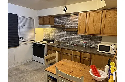 6358 S Eberhart Ave #1A Photo 1