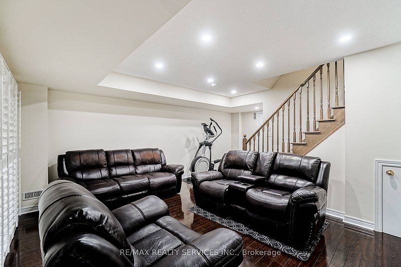 Brampton Townhouse for rent - 3 Bedrooms — photo 28