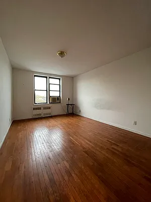 Rented by Candid Listings LLC | media 18