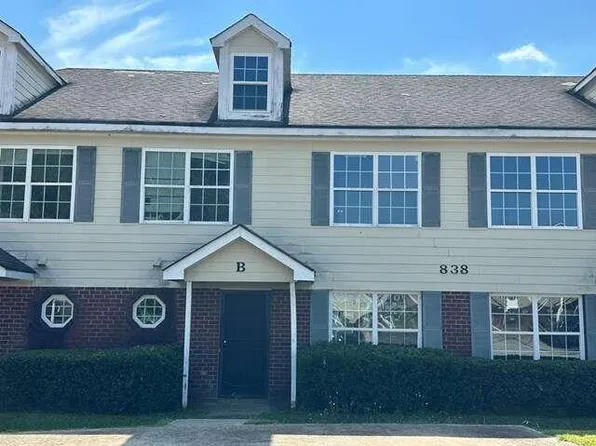 838 Store House Ct APT B, Monroe, GA 30655