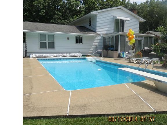 3rd image of 1670 Morgan St