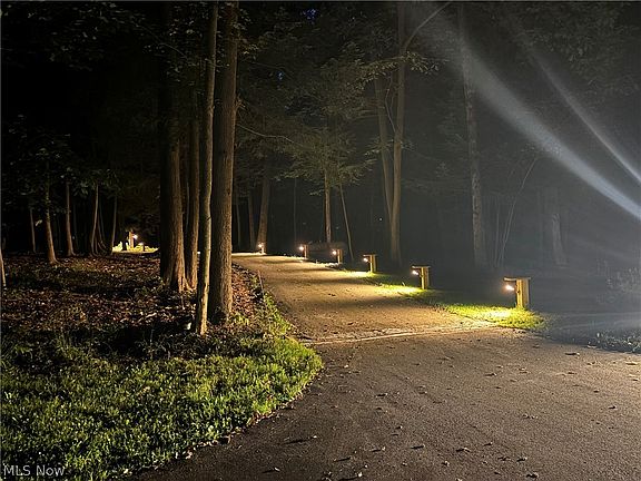 4th image of 4321 N Forest Ridge Dr