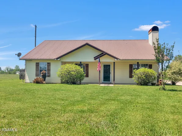 513 Dugas Rd, Saint Martinville, LA 70582