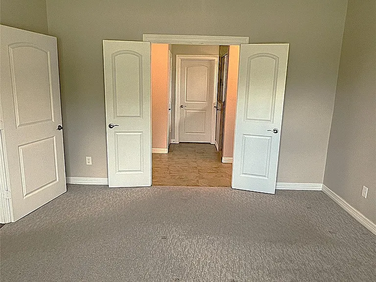 9723 Highland Pointe Dr — Photo 12